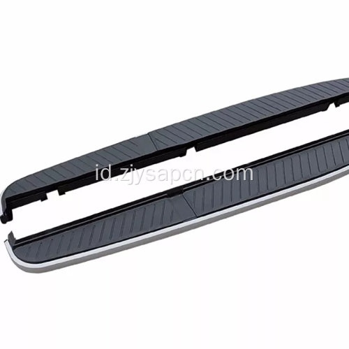 Langkah Sisi Range Rover Sport dengan rok samping